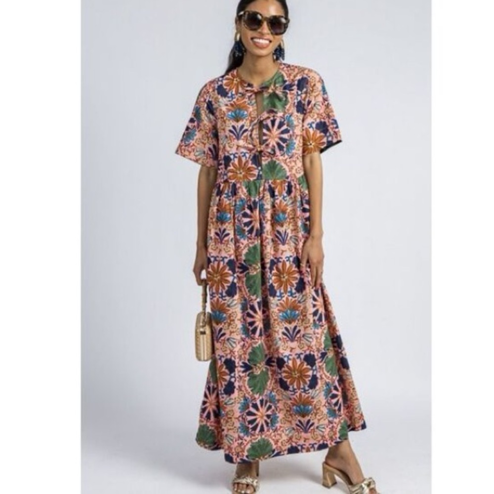 OLIVACEOUS tie neck midi dress Size M